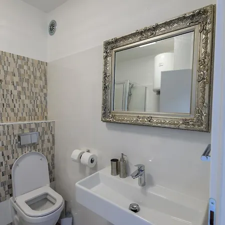 Apartman Yacht *